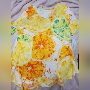 LuLaRoe XXL Citrus Burst Short Sleeve Tee